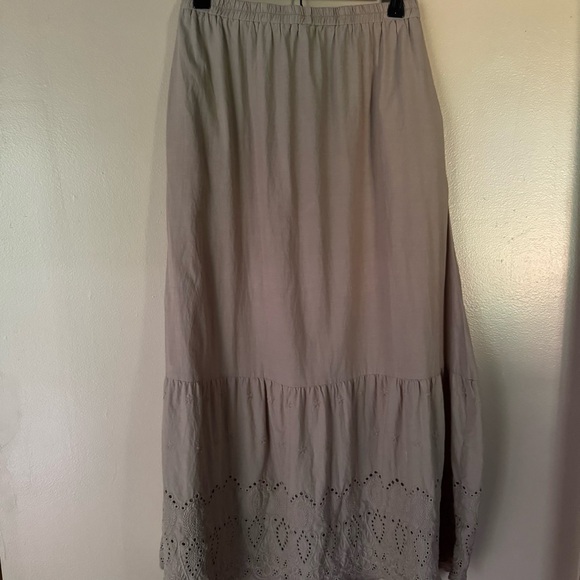 Neuflora Delphi skirt thyme size S - Picture 7 of 7